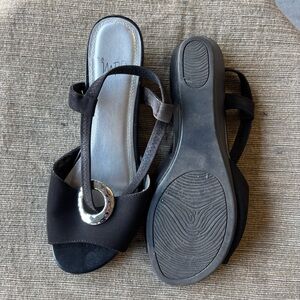 Women’s Black Sandal with Wedge